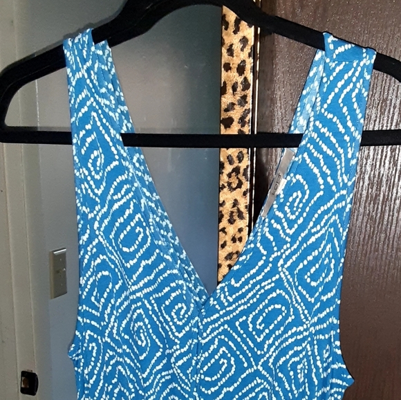 Dresses & Skirts - LOFT Maxi Dress